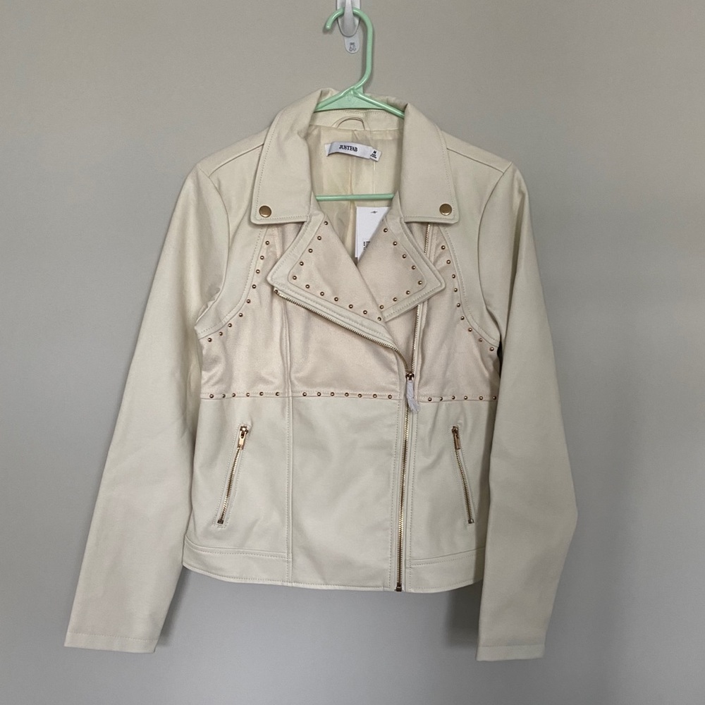 White studded faux leather jacket / never worn